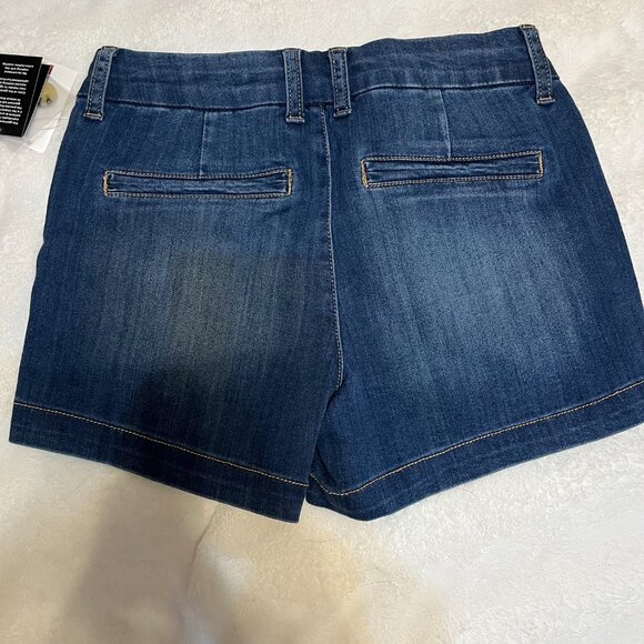 BCBG Jean Shorts - Picture 3 of 4